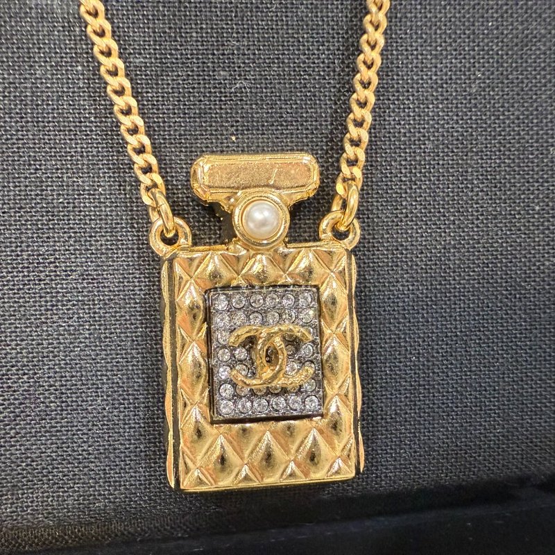 CHANEL金色菱格香水瓶水鑽珍珠項鍊-2