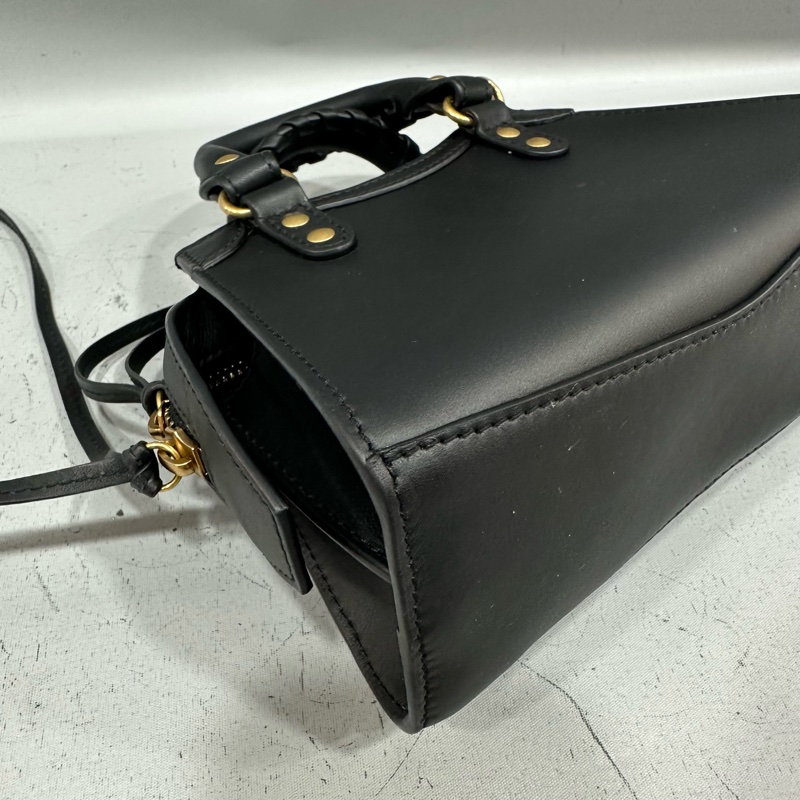 balenciaga 638527黑皮金釦迷你機車包 小廢包-10