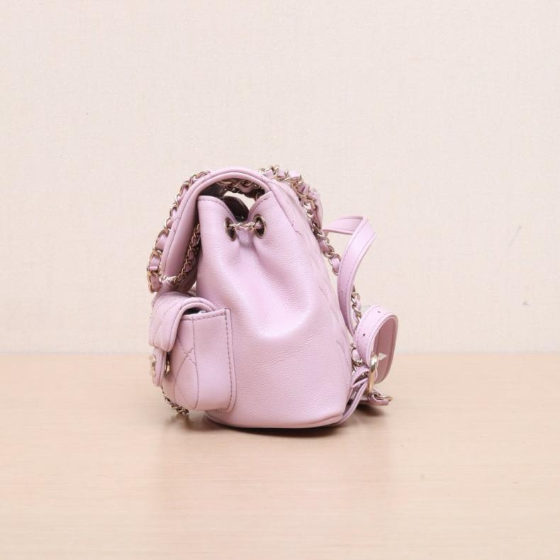 CHANEL(香奈兒) 23P Duma 抽繩口蓋雙肩包 雙口袋 小號 18cm 紫色 荔枝 晶片開 淺金扣-1