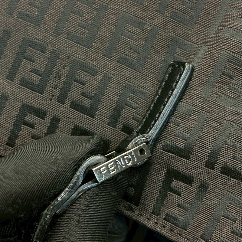 🏷️ Fendi 手提包/肩背包-10