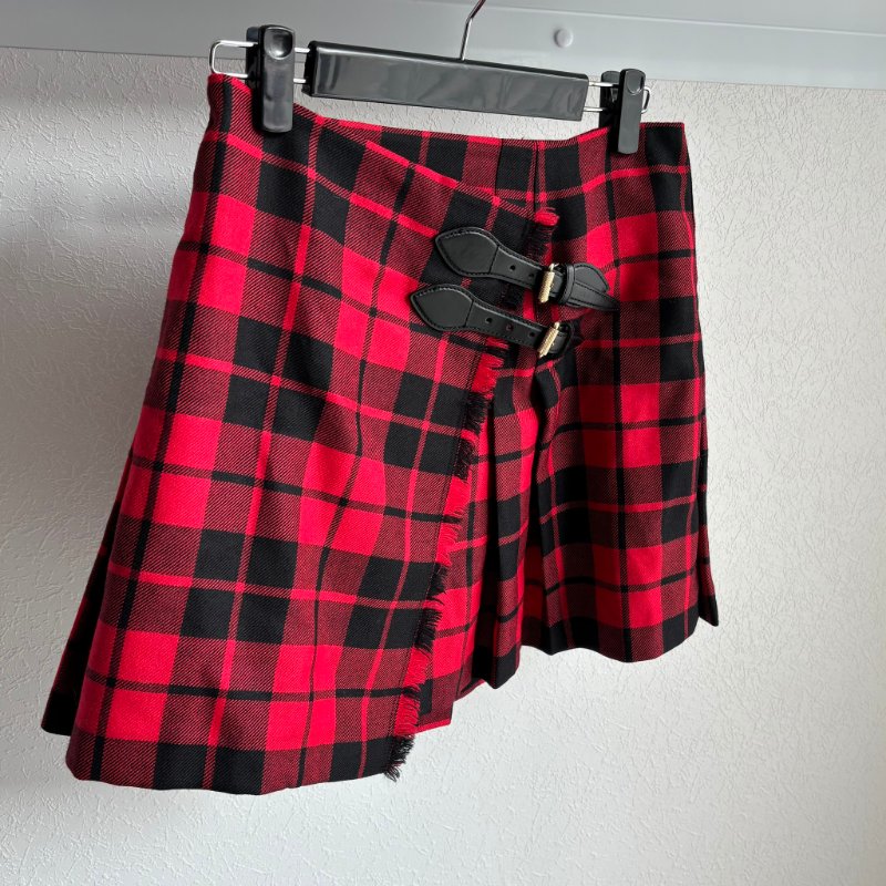 ::BURBERRY:: Tartan wool mini skirt 紅黑格紋迷你短裙-1