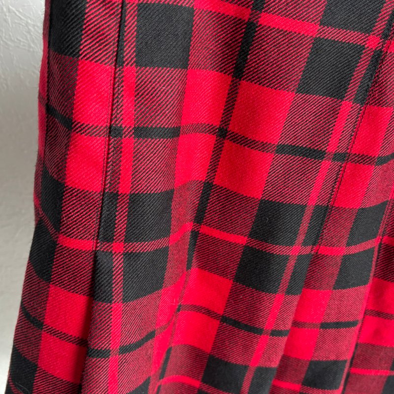 ::BURBERRY:: Tartan wool mini skirt 紅黑格紋迷你短裙-10