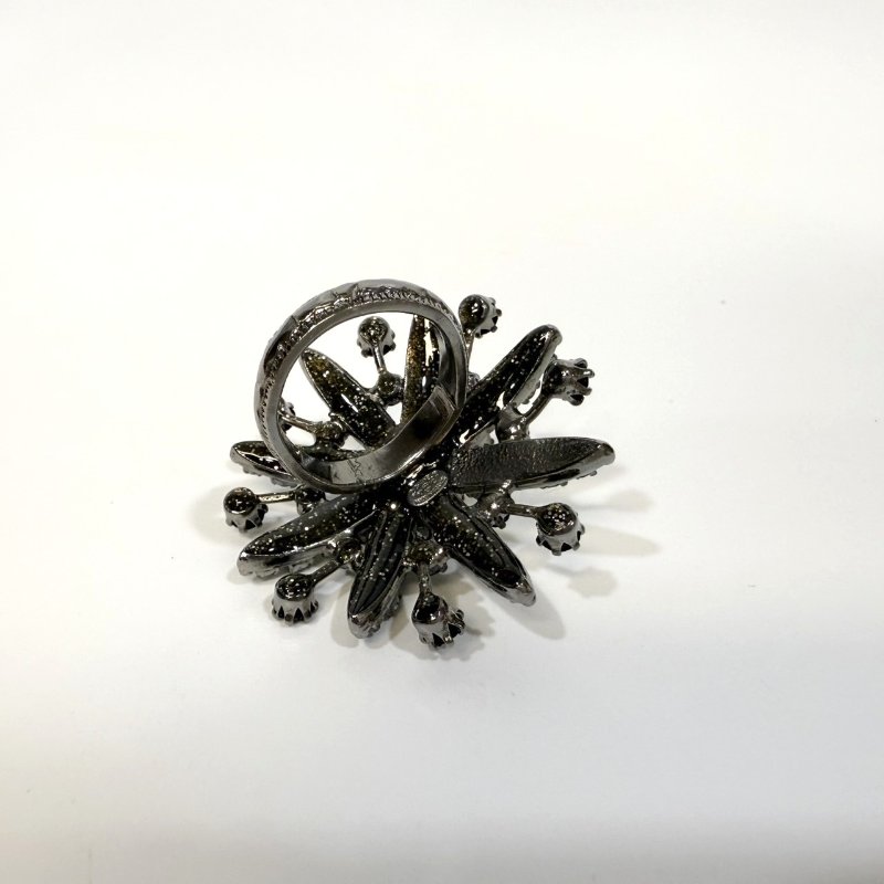 CHANEL黑水鑽限量款雪花造型戒指-4