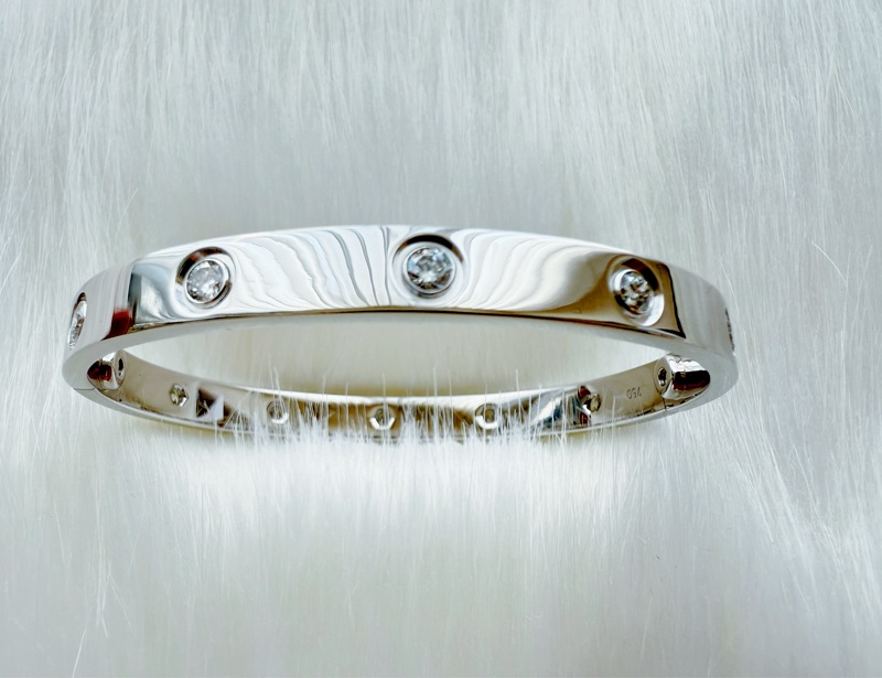 ［5.6折］Cartier Love 白金鑽石手環 10顆鑽 珍藏款 Size17-1