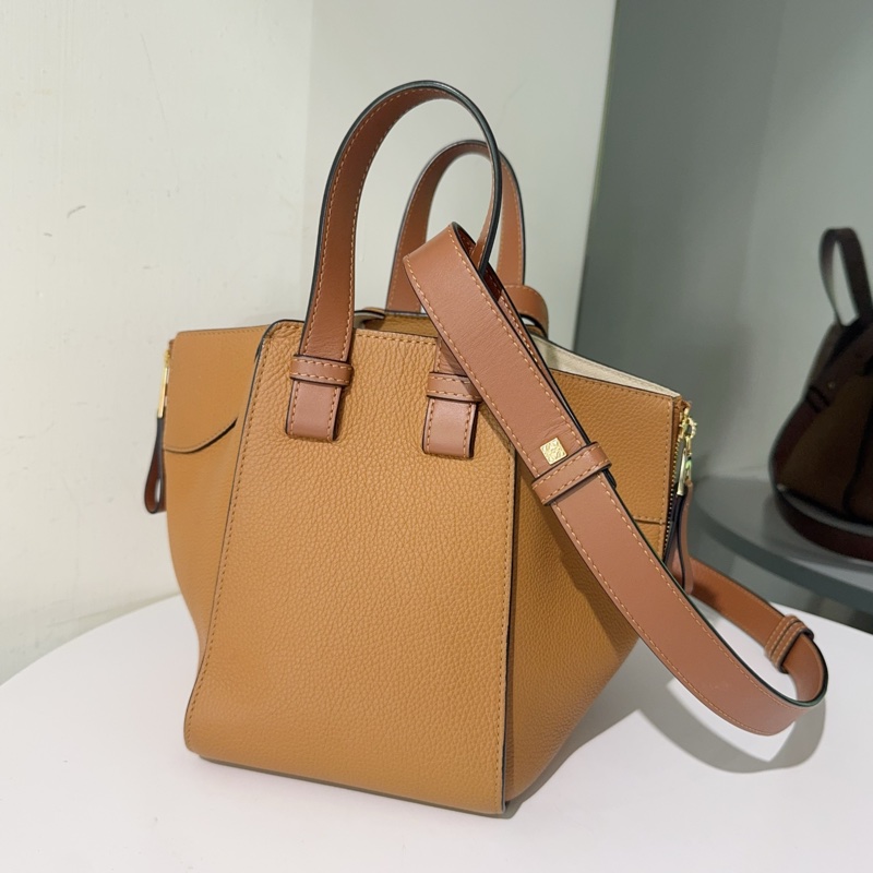 Loewe 棕色牛皮 吊床 小號-2