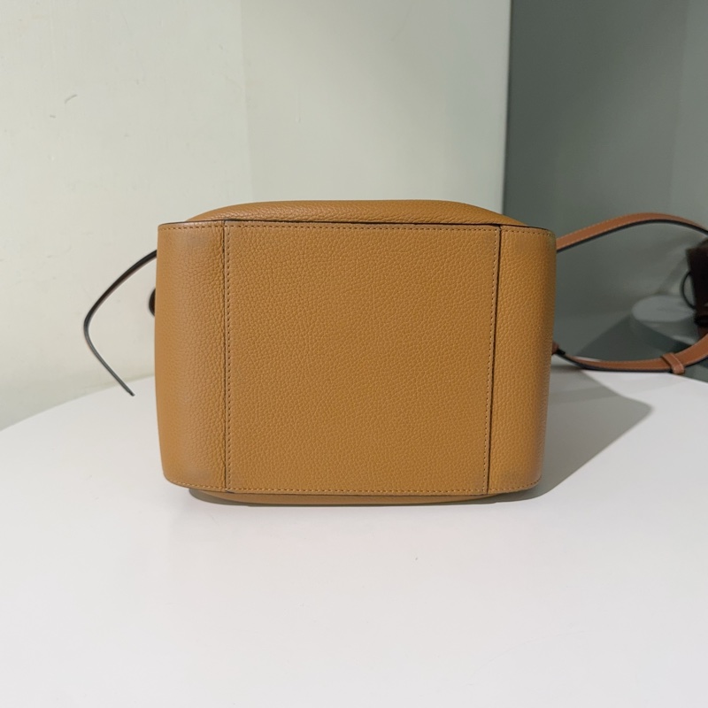 Loewe 棕色牛皮 吊床 小號-5
