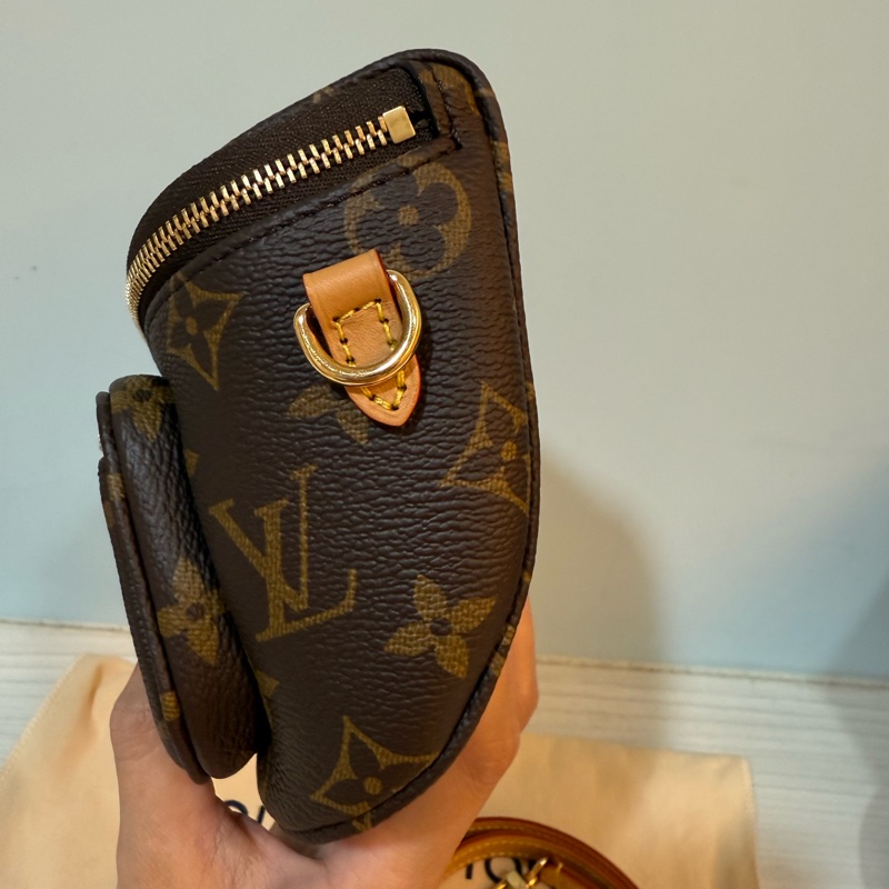 LV minibumbag monogram 迷你腰包-11