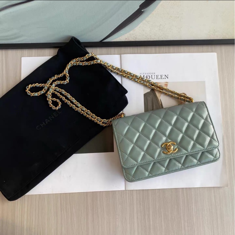 CHANEL 人魚姬藍綠色 WOC 發財包-0