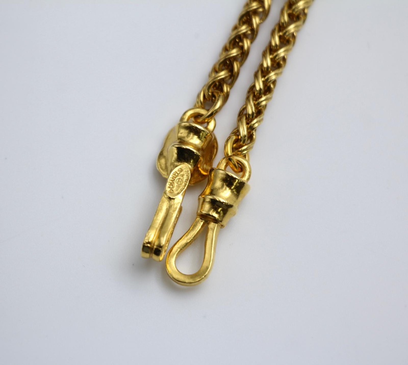 Chanel Vintage 95A波浪形空心圓球吊墜項鏈-11