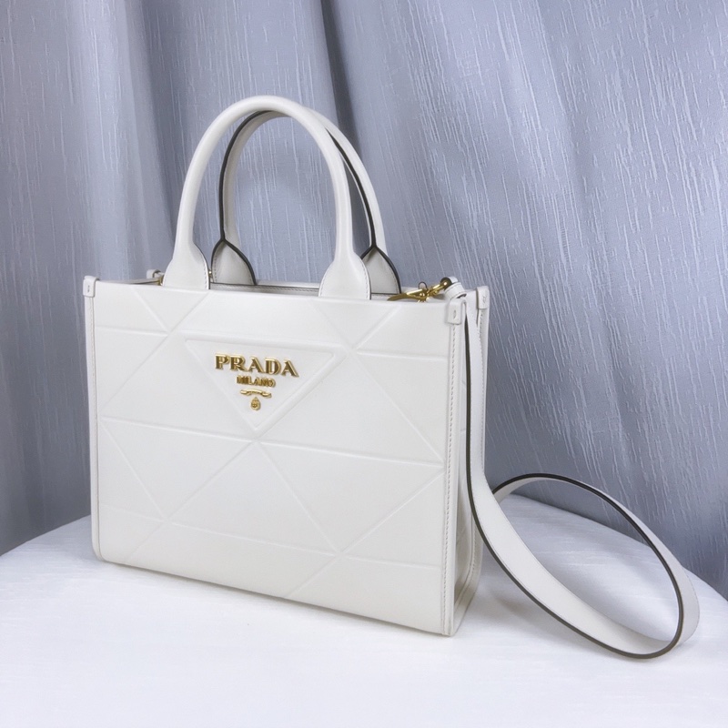 98新Prada普拉达Symbole三角棱格托特包白色中号，经典浮雕三角大logo 内格配有拉琏口袋 小巧精致-1