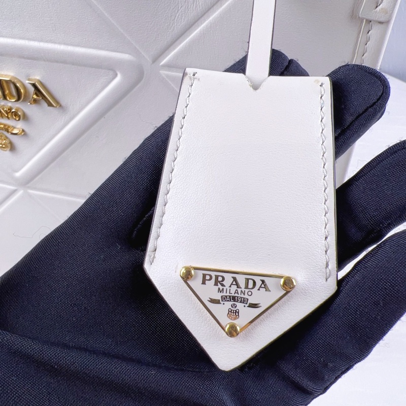 98新Prada普拉达Symbole三角棱格托特包白色中号，经典浮雕三角大logo 内格配有拉琏口袋 小巧精致-9