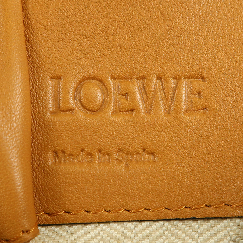 LOEWE 牛皮皮革Hammock銀扣手挽肩背兩用袋-13