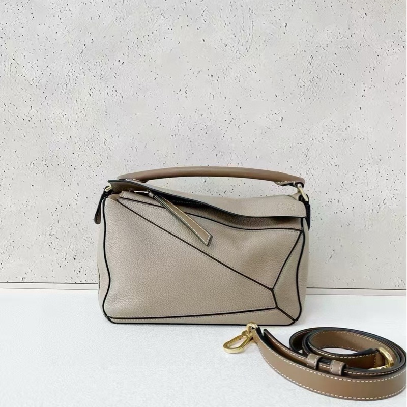 Loewe small puzzle 小號 沙色-0