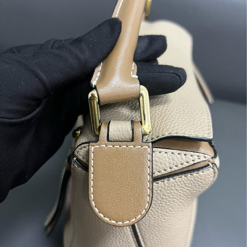 Loewe small puzzle 小號 沙色-23
