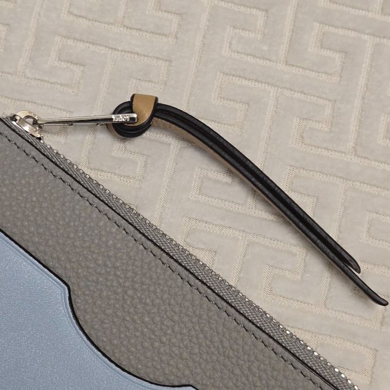 Loewe 羅威 大象灰 藍色 方形 拉鍊 卡片零錢包 鈔票可以放-23