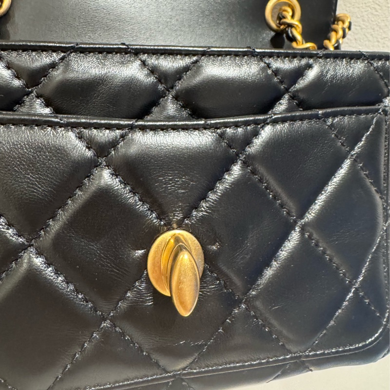 全新香奈兒24B黑金方胖新款 Chanel 24B雙c口蓋包|超大 logo 經典又百搭-4