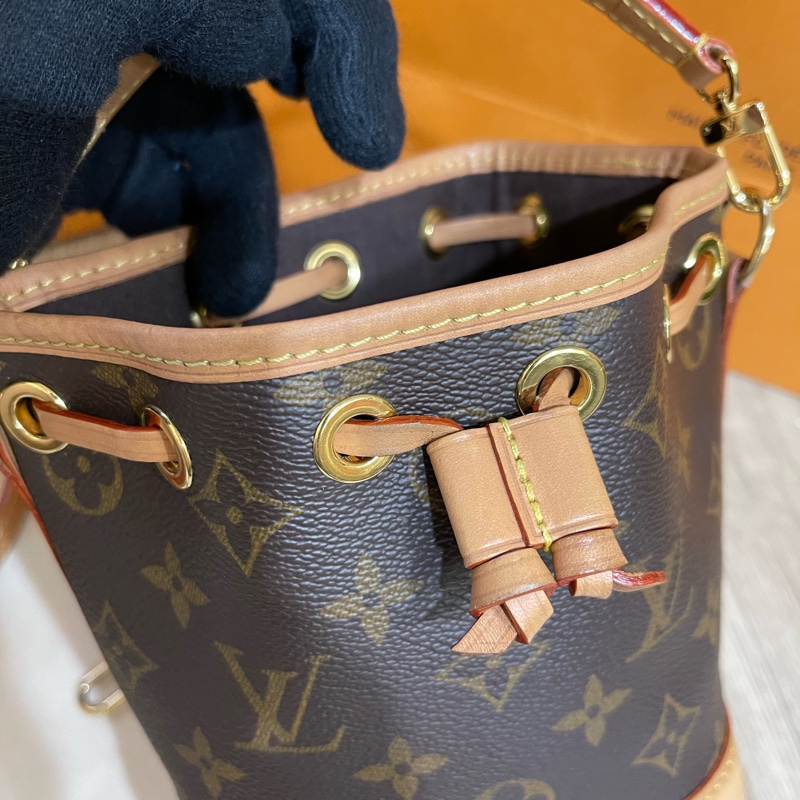Lv Nano Noe經典小水桶包(台灣專櫃購入配件齊全）-13