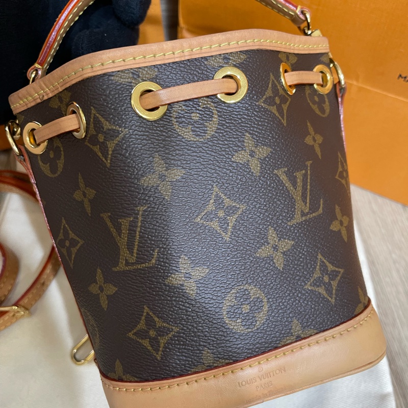 Lv Nano Noe經典小水桶包(台灣專櫃購入配件齊全）-15