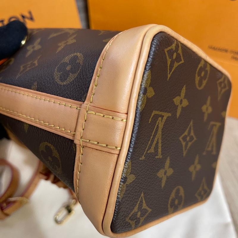 Lv Nano Noe經典小水桶包(台灣專櫃購入配件齊全）-16