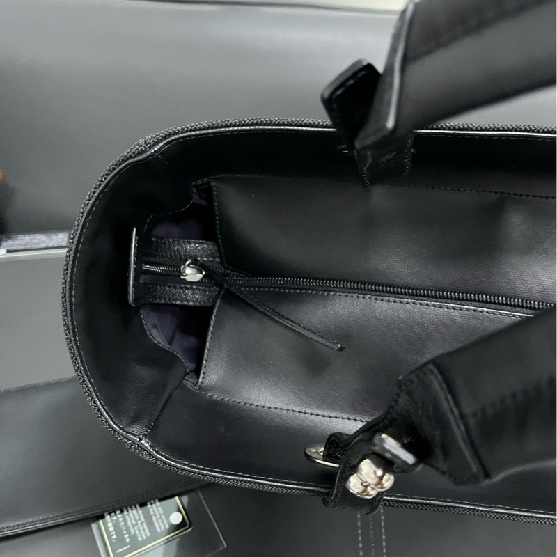Chanel tote 黑銀菱格大托特-18