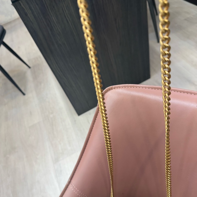 Chanel-16