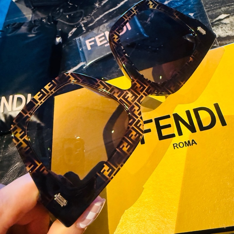 全新 Fendi Ff 經典花色太陽眼鏡 墨鏡0434/G/S Sunglasses#經典F花紋-4