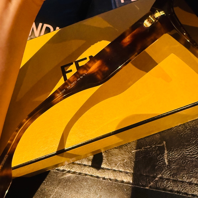 全新 Fendi Ff 經典花色太陽眼鏡 墨鏡0434/G/S Sunglasses#經典F花紋-10
