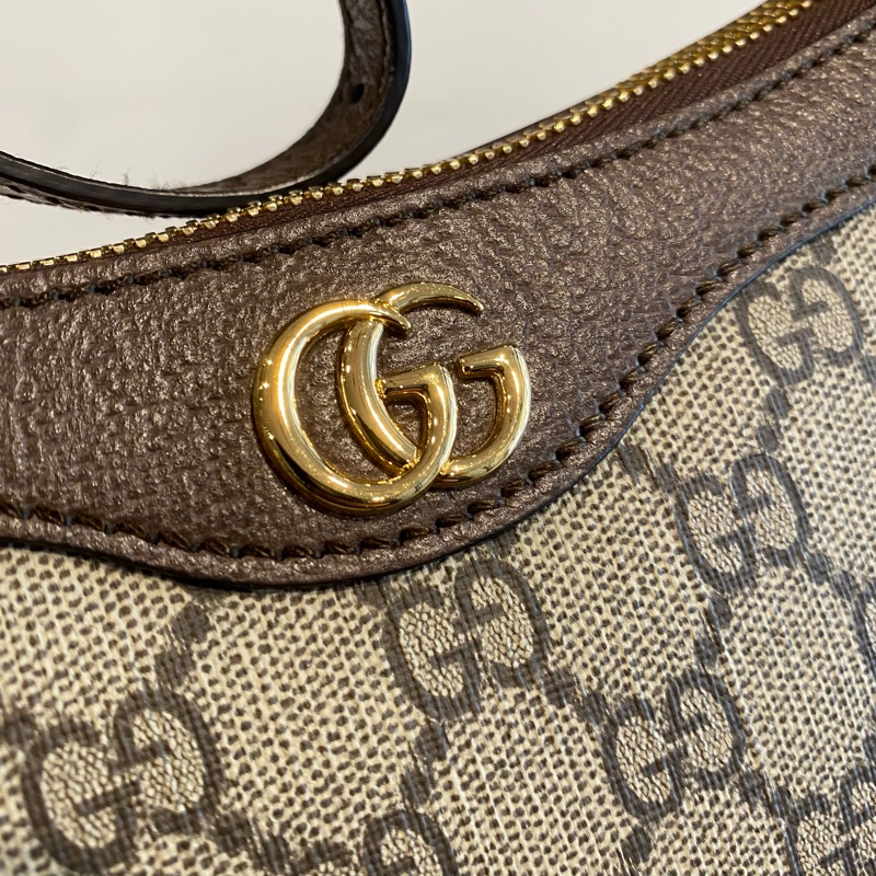 GUCCI 老花腋下包/麻將包-4