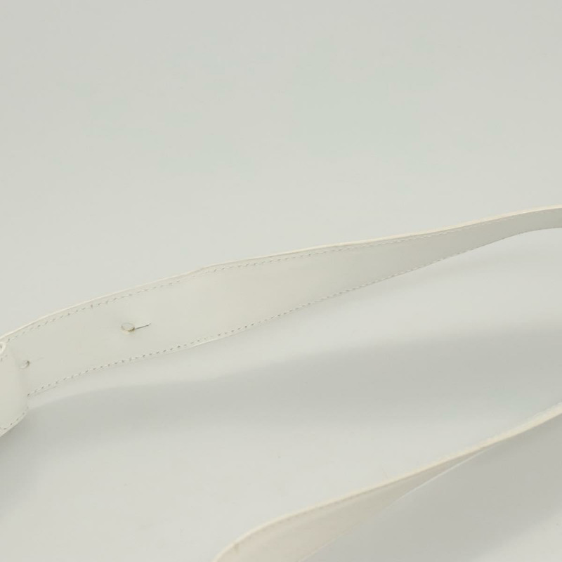 【日本直送】Salvatore Ferragamo 白色銀色皮革肩背包，正品編號 125994-7