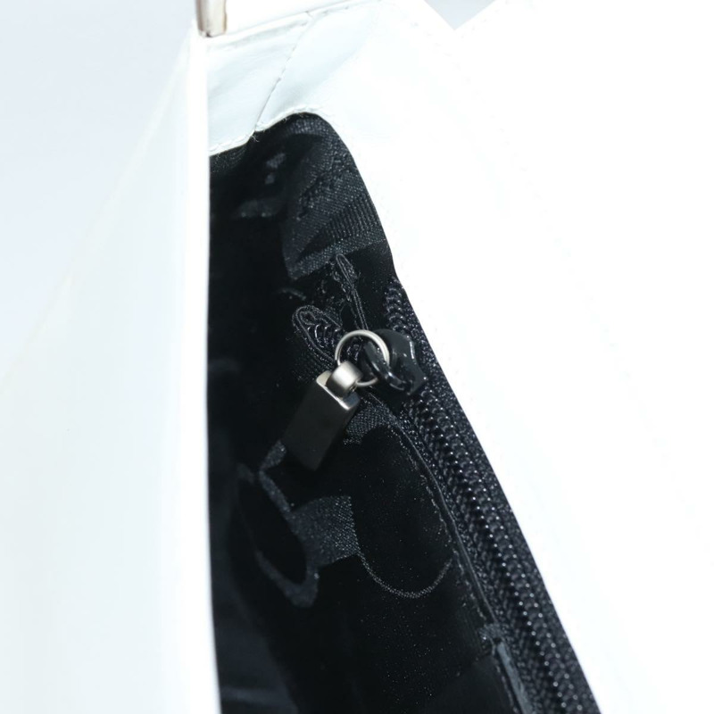 【日本直送】Salvatore Ferragamo 白色銀色皮革肩背包，正品編號 125994-18