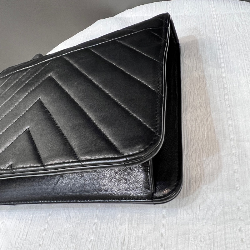 Chanel Vintage Press Lock Bag-8