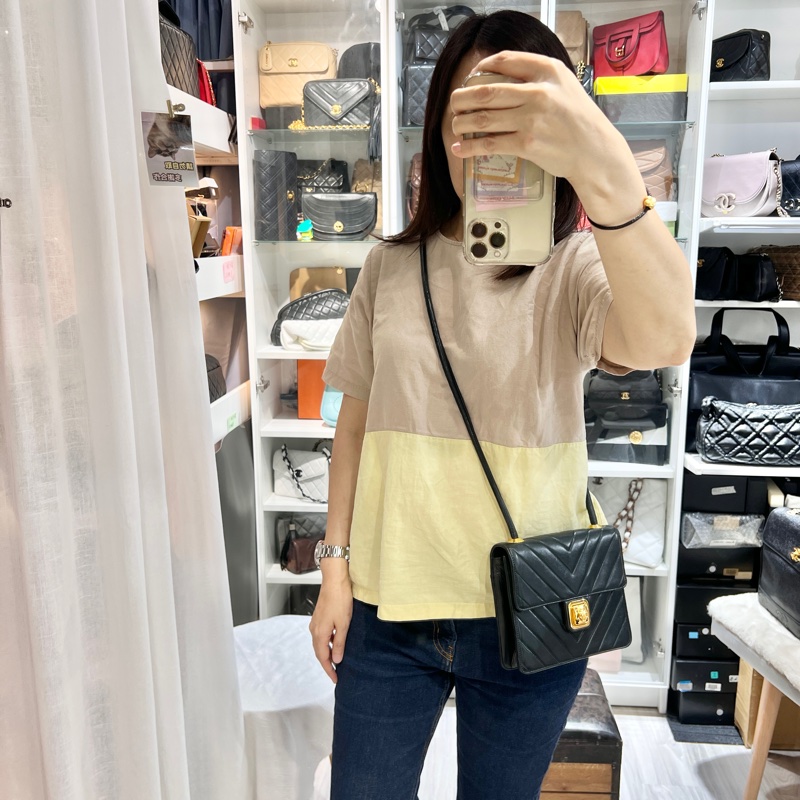 Chanel Vintage Press Lock Bag-14