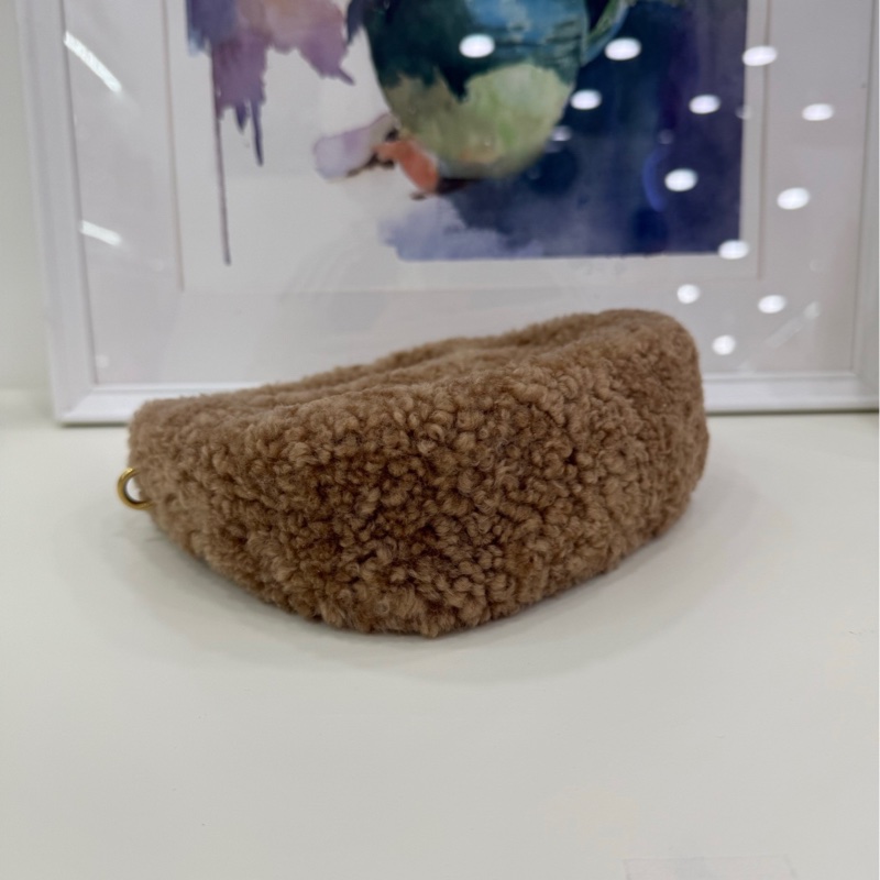 MIUMIU 棕色 摇粒绒 hobo小號,尺寸高度: 17cm,宽度: 20cm,长度: 6cm-4