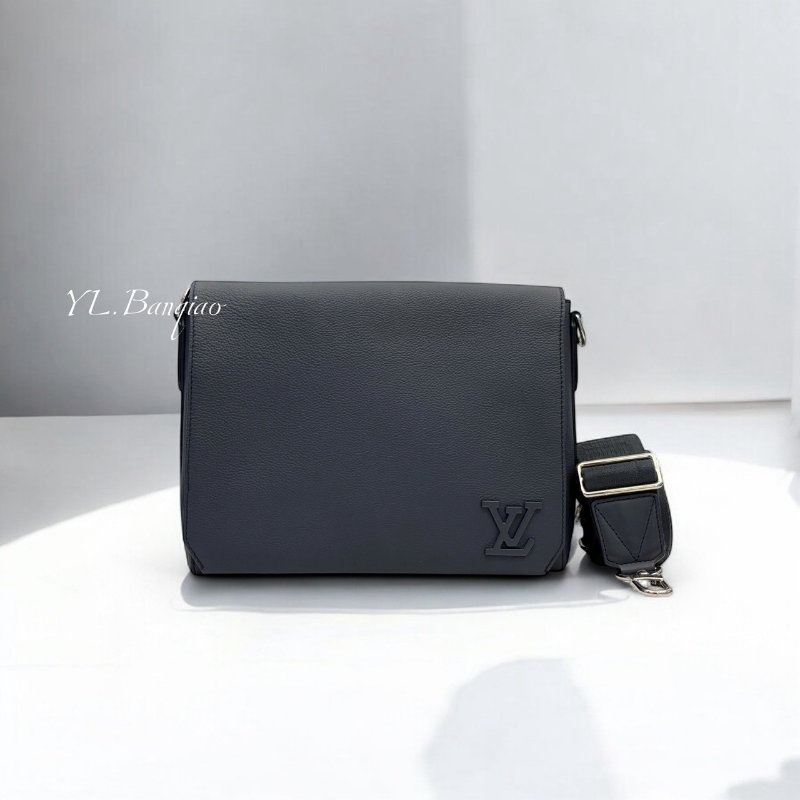 LV Takeoff深藍牛皮下蓋郵差包M11599-0