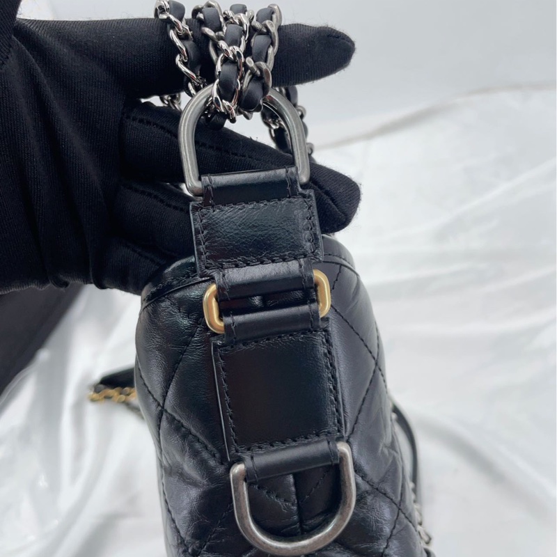 Chanel 香奈兒 Gabrielle 黑金流浪包 全皮小牛皮 小號 27開-8