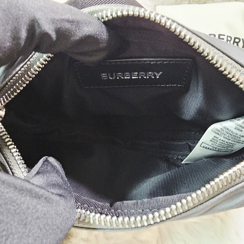 近全新 BURBERRY 灰軍綠色 尼龍腰包 胸包-15