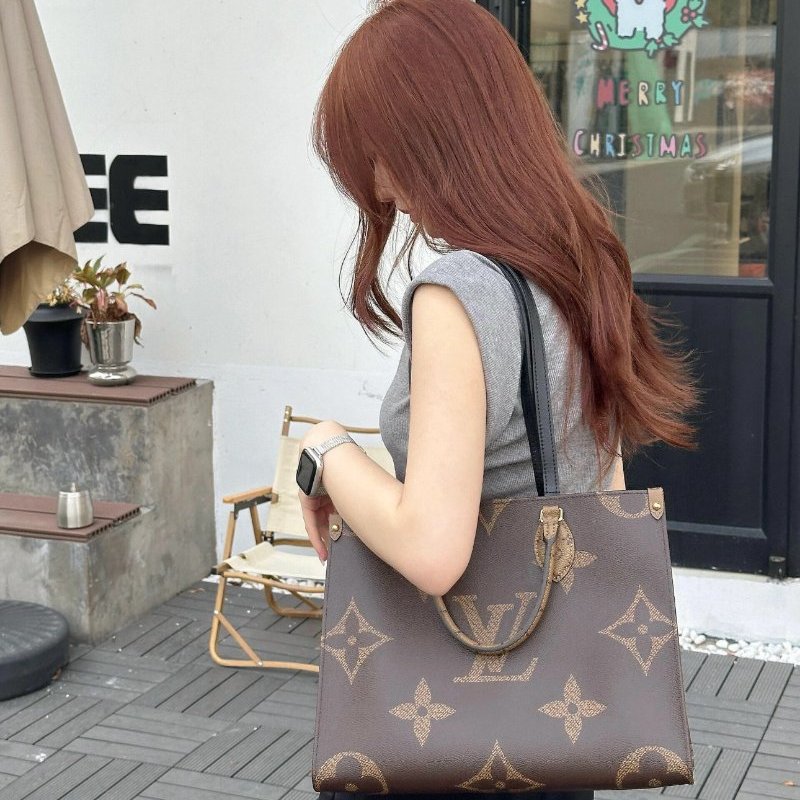 LV onthego中號 芯片款 35*25*27 全新 配件盒子塵袋購證-1