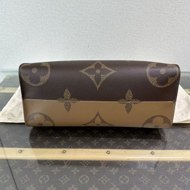 LV onthego中號 芯片款 35*25*27 全新 配件盒子塵袋購證-7