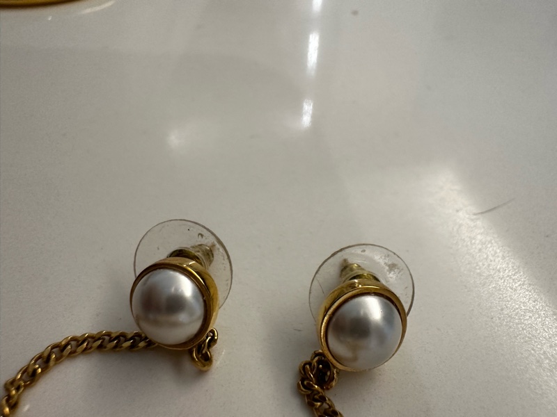 CHANEL 香水瓶珍珠垂掛耳環-1