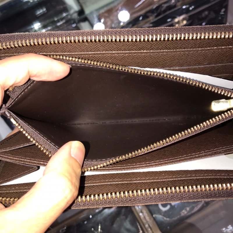 LV 拉鍊 長夾/皮夾 N60015 88成新-11