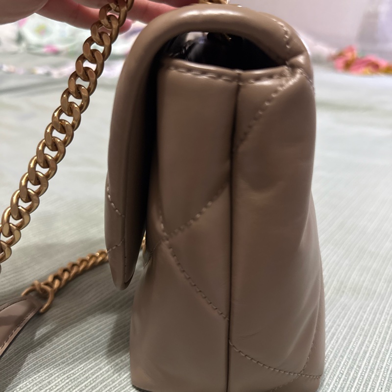 TORY BURCH 專櫃大格紋澎澎皮側背包（灰褐色）22.5cm-3