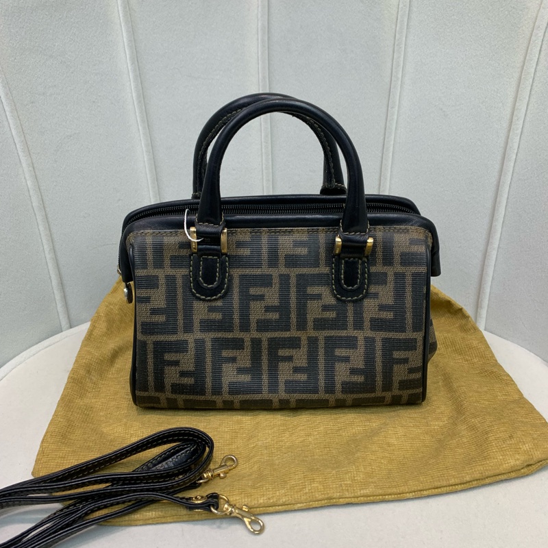 Fendi 老花20cm 波士頓 XB335-1