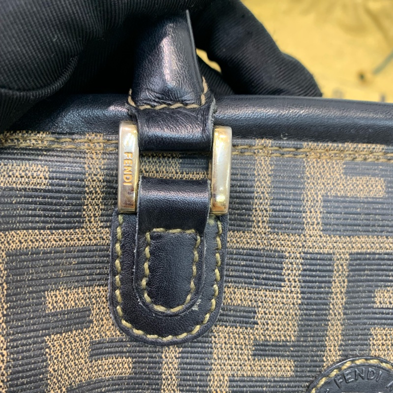 Fendi 老花20cm 波士頓 XB335-13