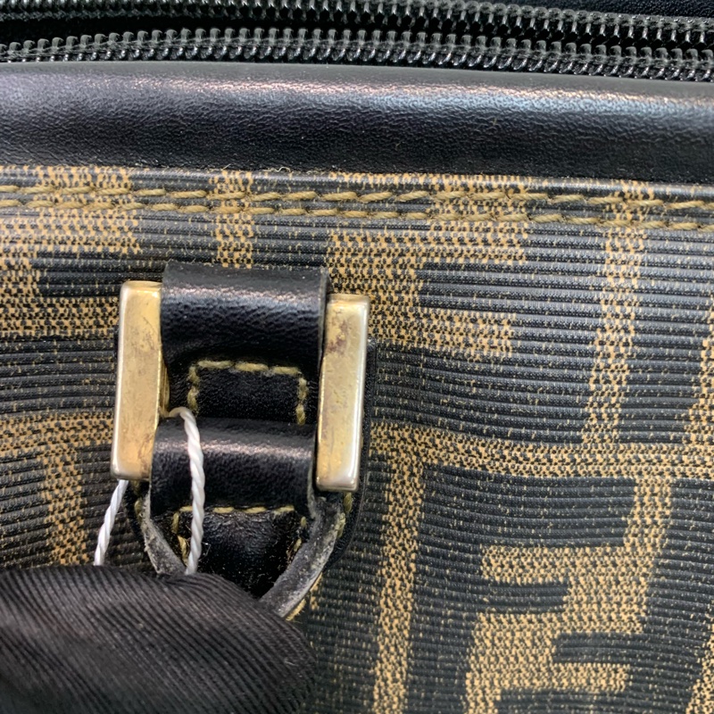 Fendi 老花20cm 波士頓 XB335-19