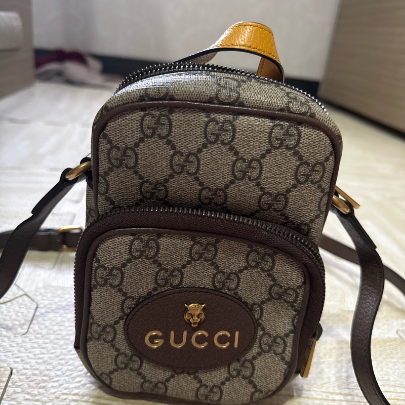 Gucci 虎頭側背小包-0
