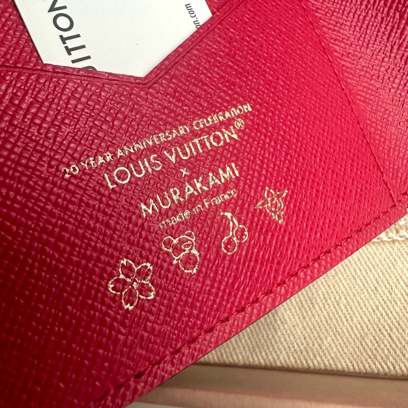 LV M13424 超級限量 村上隆櫻桃系列 護照夾-3