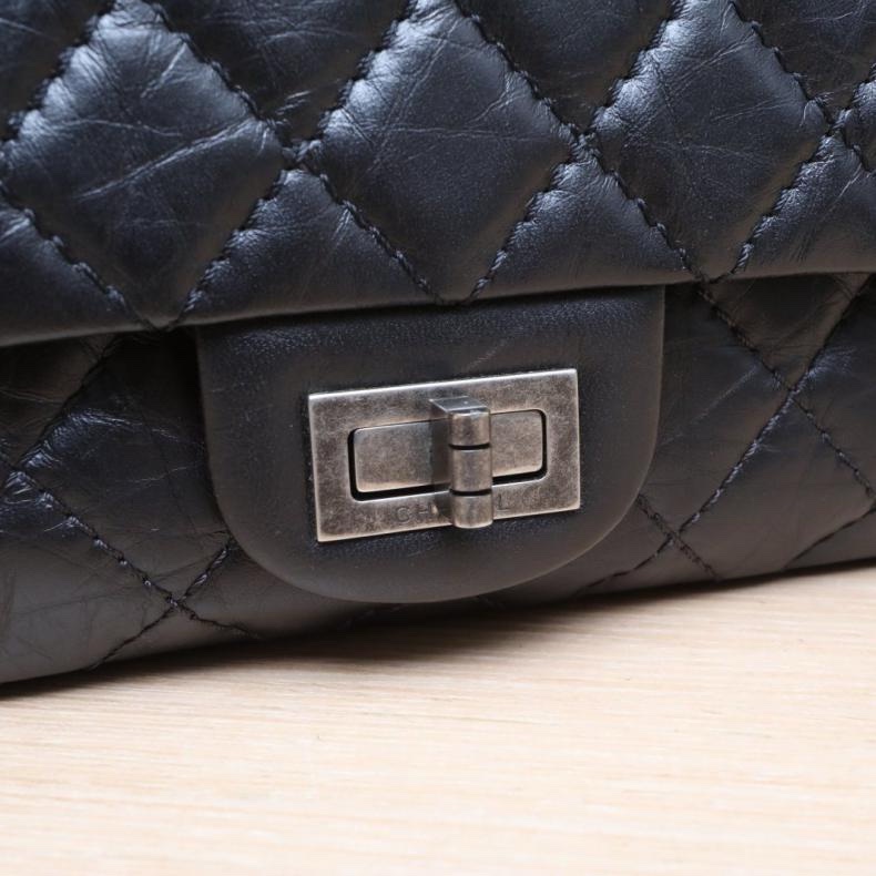 CHANEL(香奈兒) 2.55 口蓋包 小號 24cm 黑色 31開 銀扣-5