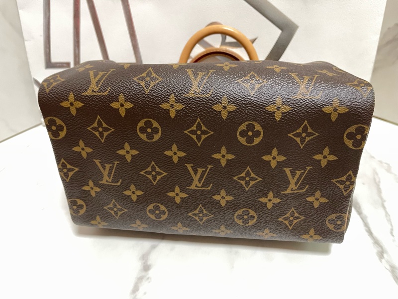 Lv speedy 25 斜背包-25
