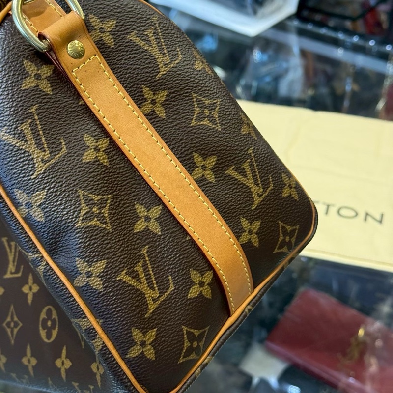 Lv speedy 25 斜背包-17