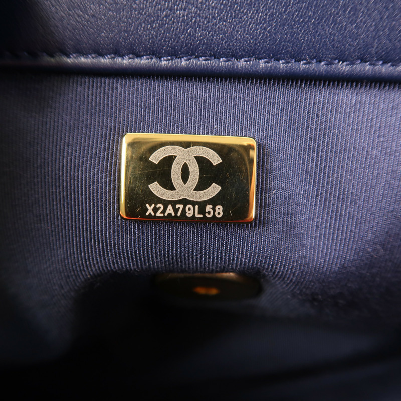 CHANEL 斜紋軟呢C19手挽肩背兩用袋-8